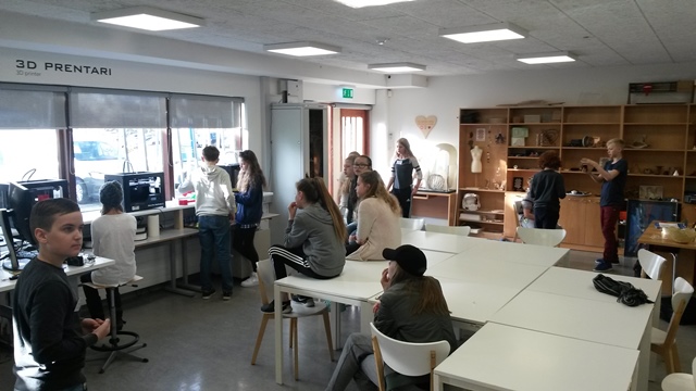 Krakkar í heimsókn í Fab Lab 2016