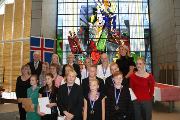 Verðlaunahafar Nýsköpunarkeppni grunnskólanna 2007